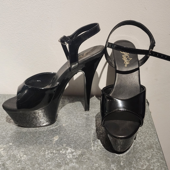 Pleaser Patent Peep Toe Platform Heels - Picture 4 of 15